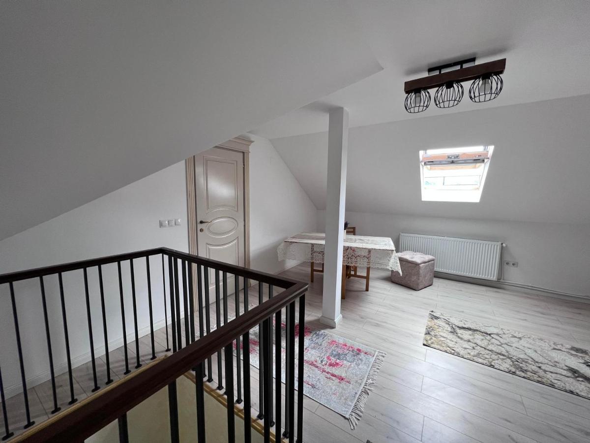Casa Helen Insurance&Tourism Guest House Galautas Bagian luar foto